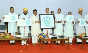 केसशिल्पी महामंडळाच्या अध्यक्षपदी महेंद्र गहलोत || Mahendra Gehlot as the Chairman of Kesshilp Corporation 6 Mahendra Gehlot as the Chairman of Kesshilp Corporation 4